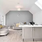 Hoxne Cottages - Poppy Cottage With Private Hot Tub
